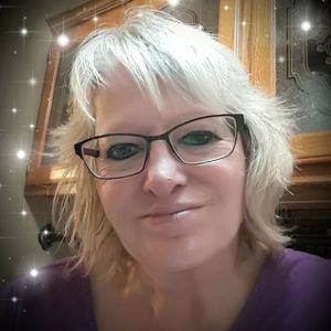 Meet your Posher, Cathy